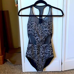 Lululemon Race With Me one piece swimsuit size 4